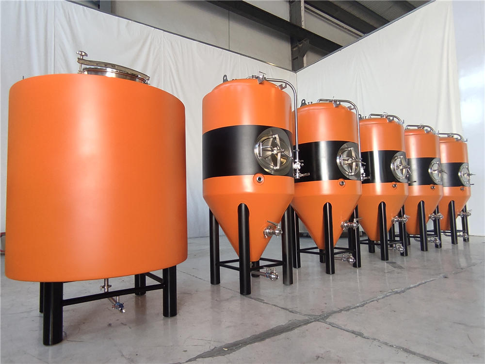 打破傳統(tǒng)啤酒設(shè)備特點，為不同的場景“靚”身定制