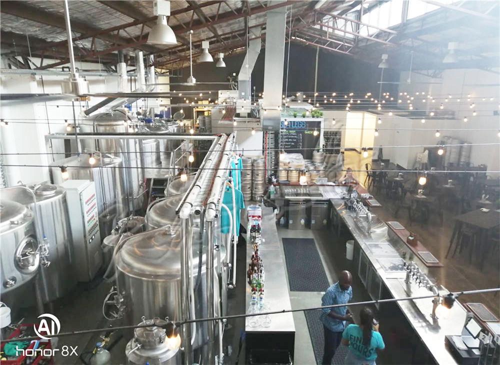 啤酒設備中雙流過濾機的優(yōu)點有哪些