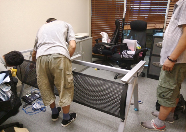 上海辦公家具廠家|麥凱恩家具定制